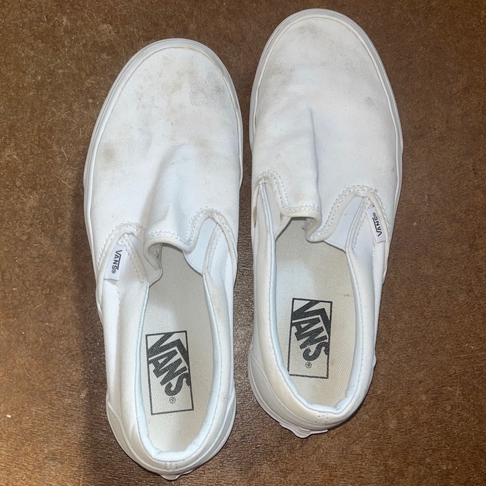 white slip on Vans